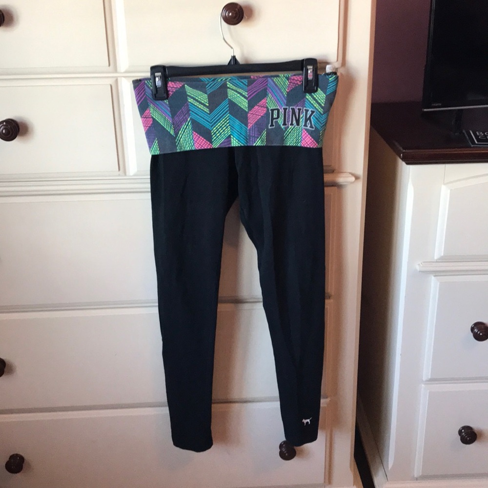 Victoria’s Secret PINK leggings